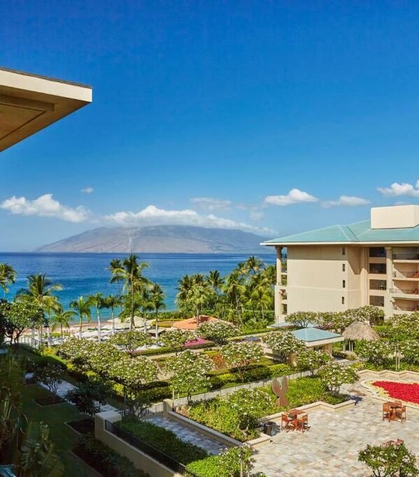 Ocean view from Four Seasons Resort Maui at Wailea overlooking the Pacific Ocean